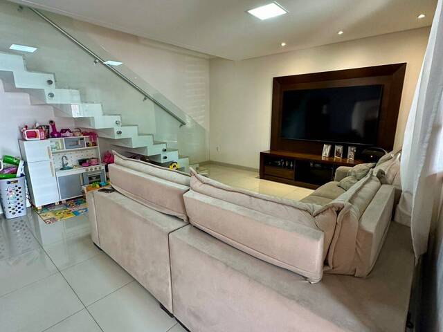 #9 - Casa para Venda em São José dos Campos - SP - 2